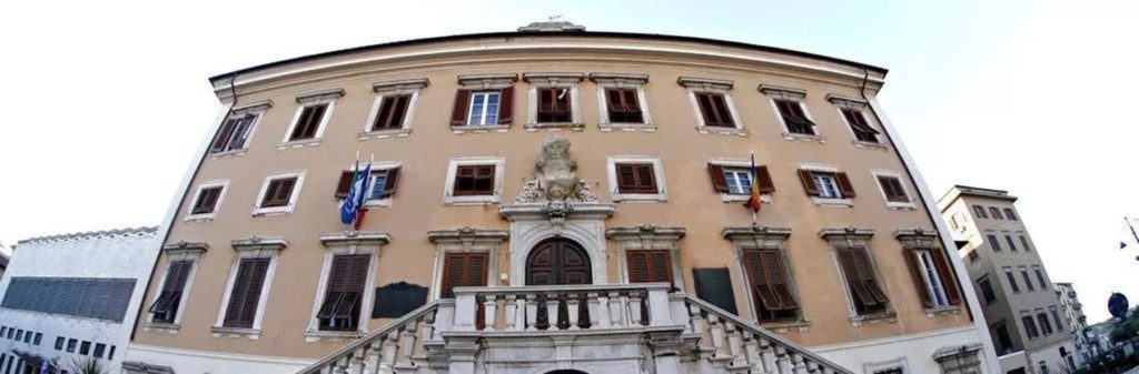 Gli incontri dei candidati livornesi all'impianto sportivo 'Maneo', in via Settembrini