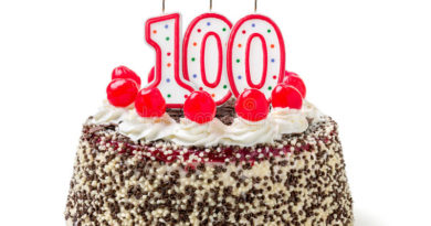 LIVORNO  Auguri alla Centenaria Adele