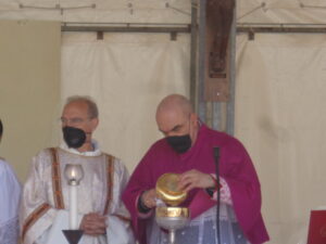 Monsignore Simone Giusti a Montenero ha celebrato la Festa della Madonna 3