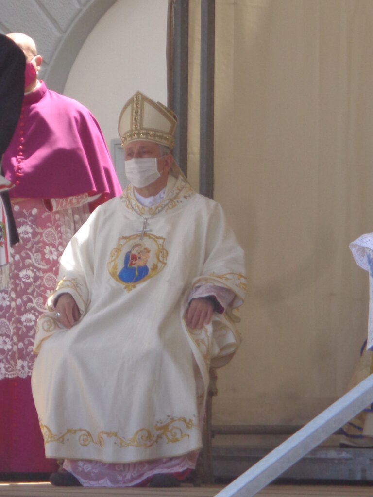 Monsignore Simone Giusti a Montenero ha celebrato la Festa della Madonna 5