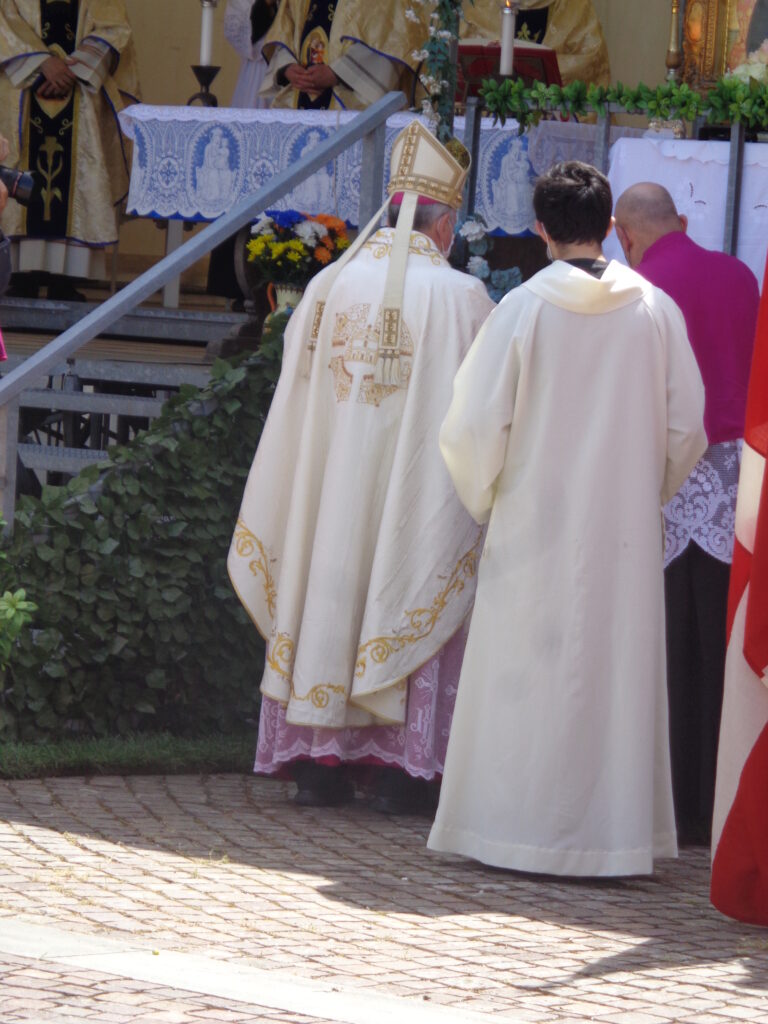 Monsignore Simone Giusti a Montenero ha celebrato la Festa della Madonna 7