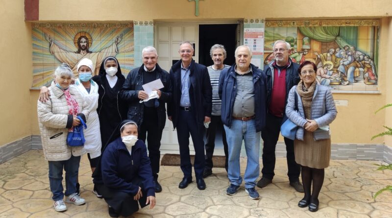 I commercialisti dell'ANC Salerno donano contributi alle mense dei bisognosi