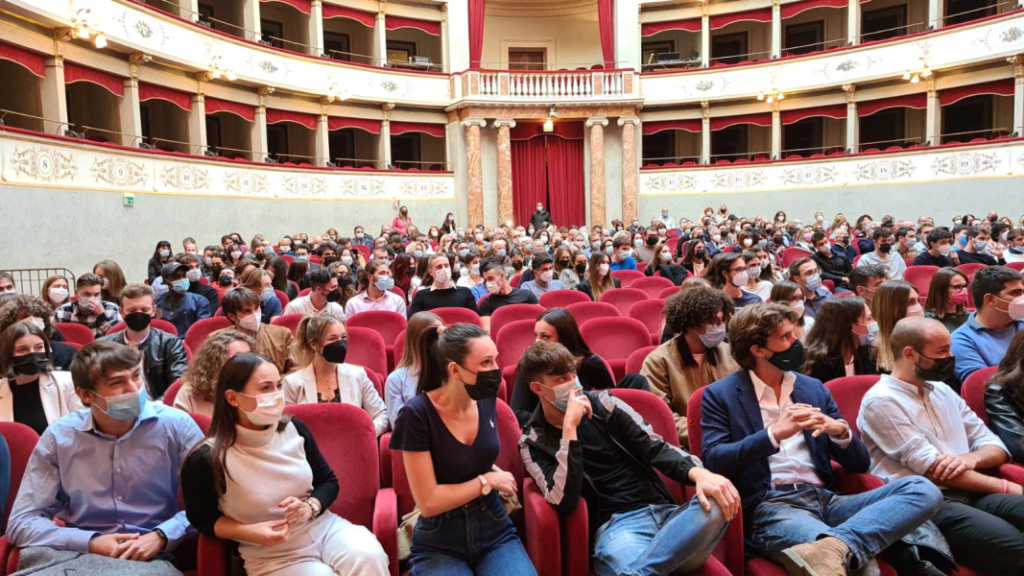 L’Amministrazione comunale incontra gli studenti diplomati con il massimo dei voti