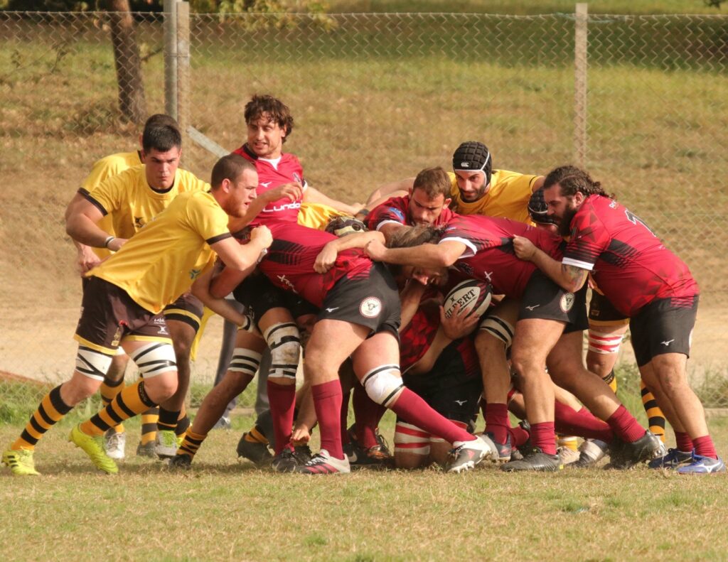 Rugby di B. La LundaX Lions Amaranto cede a Firenze. .
