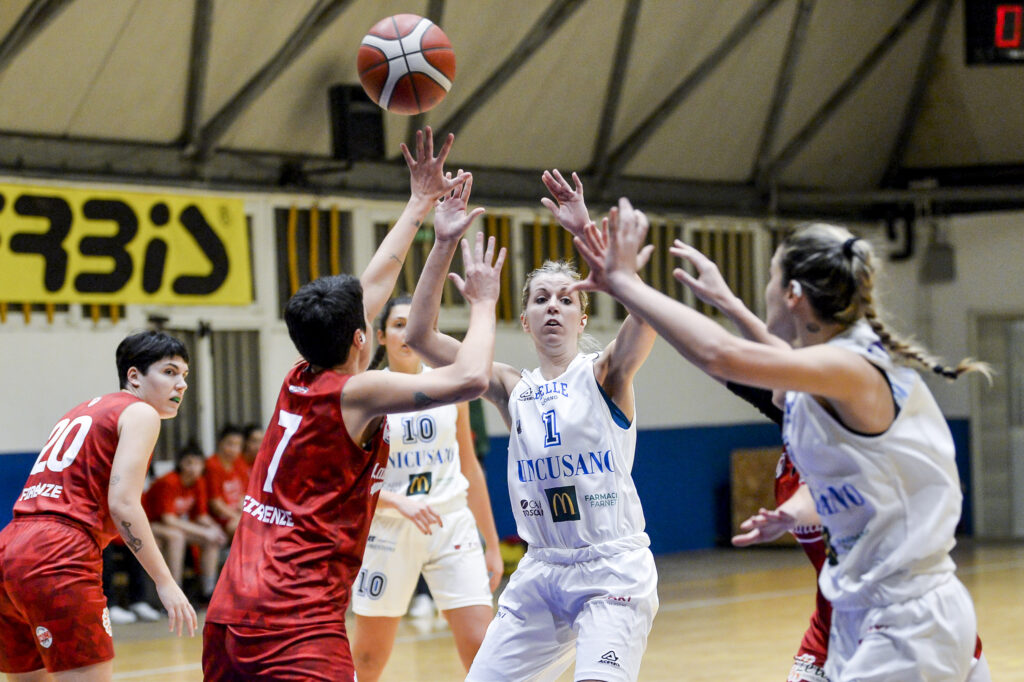 SERIE B FEMMINILE UNICUSANO PL SUPERA ANCHE LA LAURENZIANA