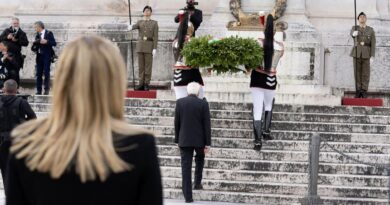 78° Anniversario della Liberazione, il Presidente Meloni all'Altare della Patria