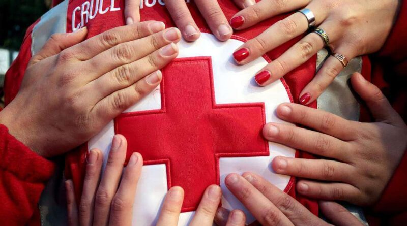 Croce Rossa di Pescia consegna dei giochi ai bambini ricoverati
