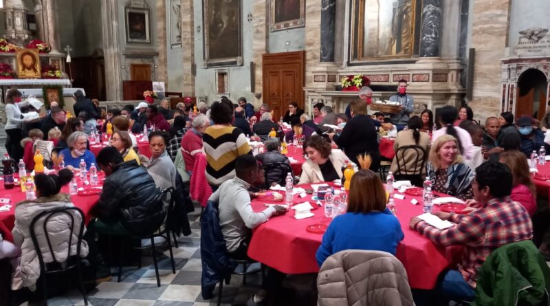 Il pranzo di Natale della Comunità di Sant’Egidio per la prima volta anche al Mercato Centrale