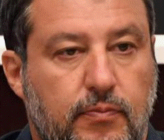 Matteo Salvini torna a parlare dell'insegnante detenuta da un anno in Ungheria